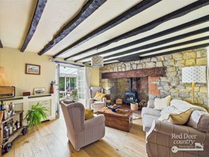 Sitting Room- click for photo gallery